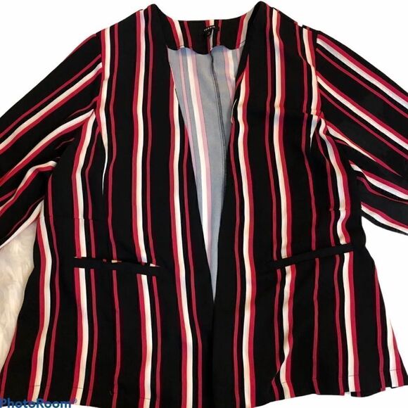 Torrid Open Blazer Size 6X Black Fuchsia Stripe - Picture 1 of 6
